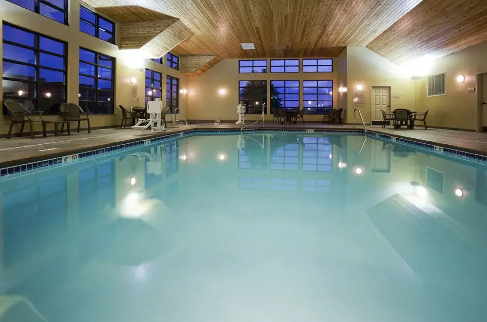 Grandstay Hotel And Suites Luverne