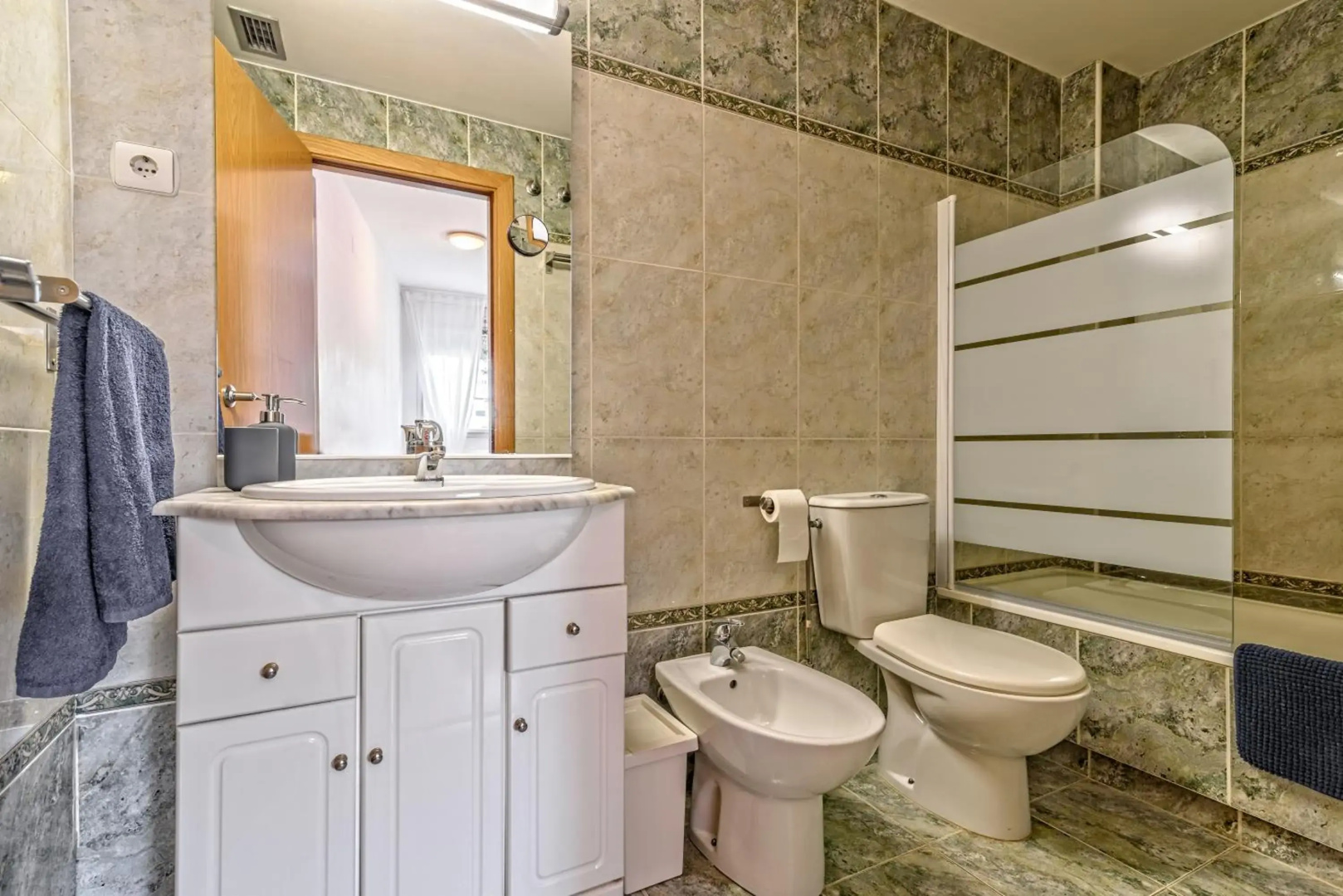 Apartamento&piscina cerca de Barcelona