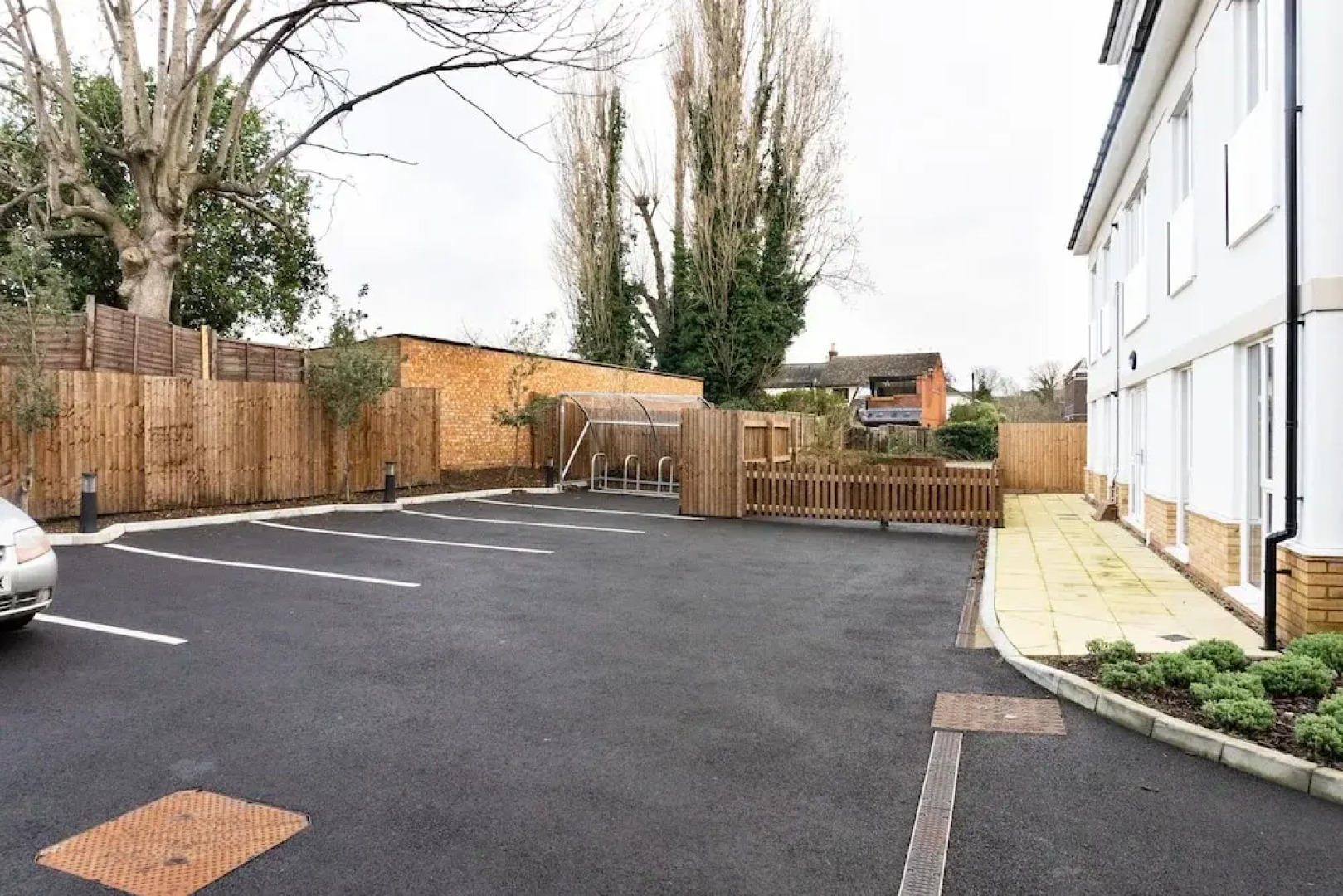 Magna House Apartments