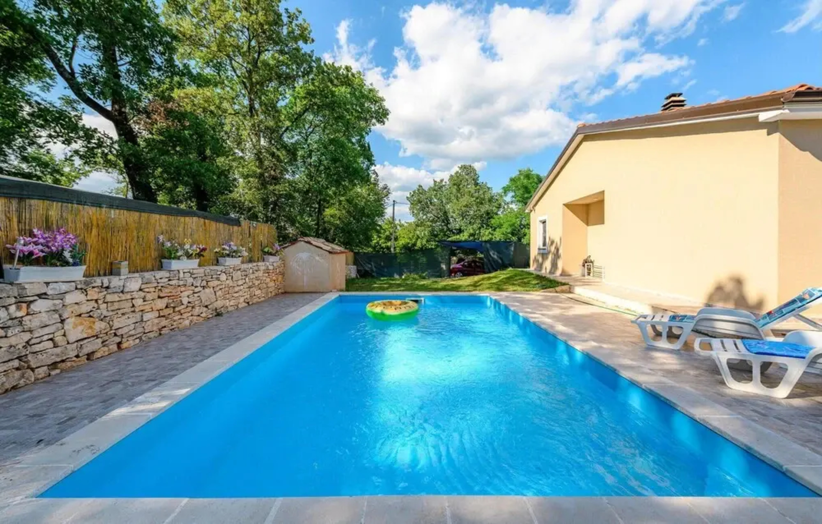 Beautiful Home in Rovinj With 2 Bedrooms, Outdoor Swimming Pool and Wifi