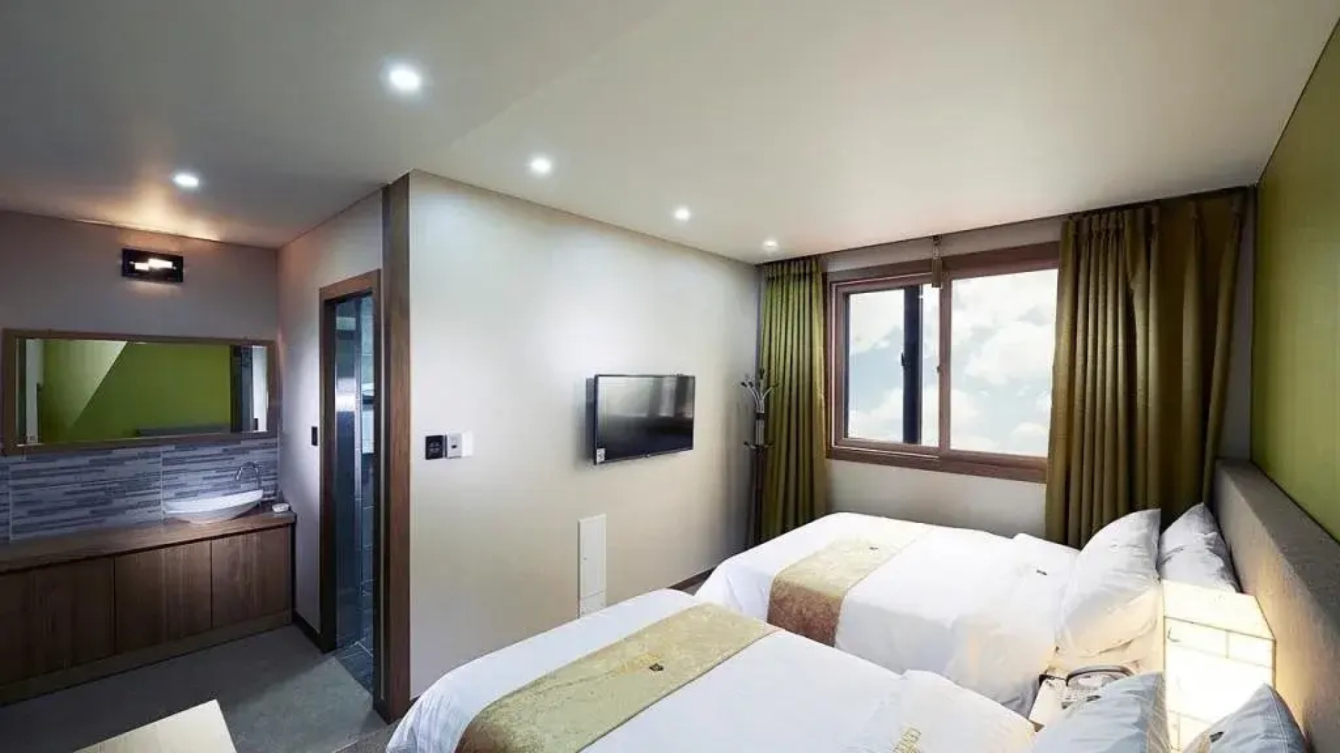 Benikea Central Hotel