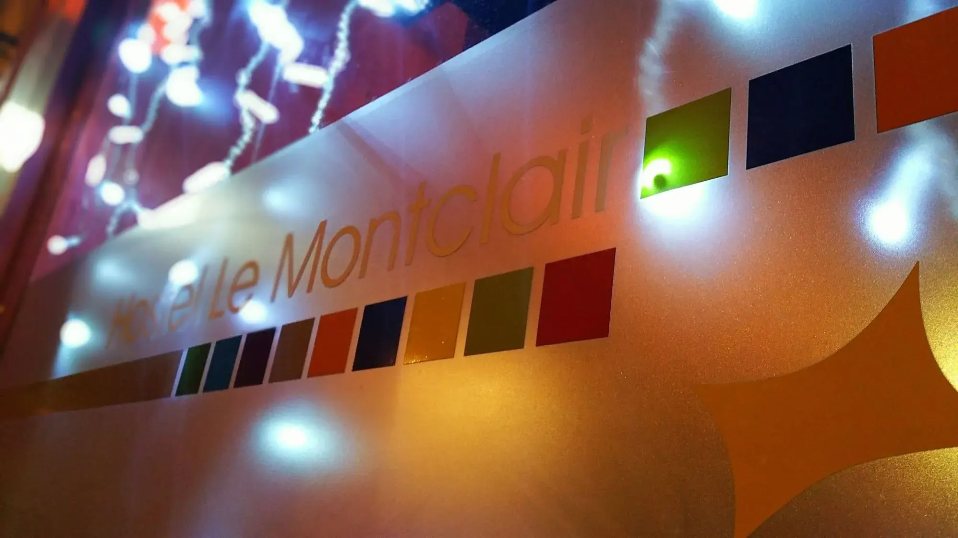 Хостел Le Montclair Montmartre by River
