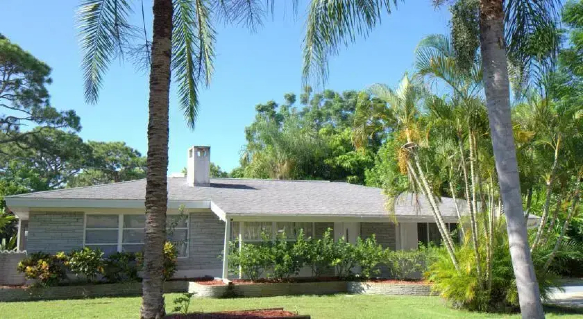 Sante Joseph by Vacation Rental Pros