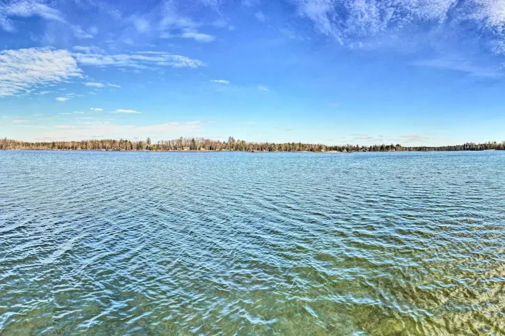 Secluded Lost Lake Cottage w/ Spacious Loft!