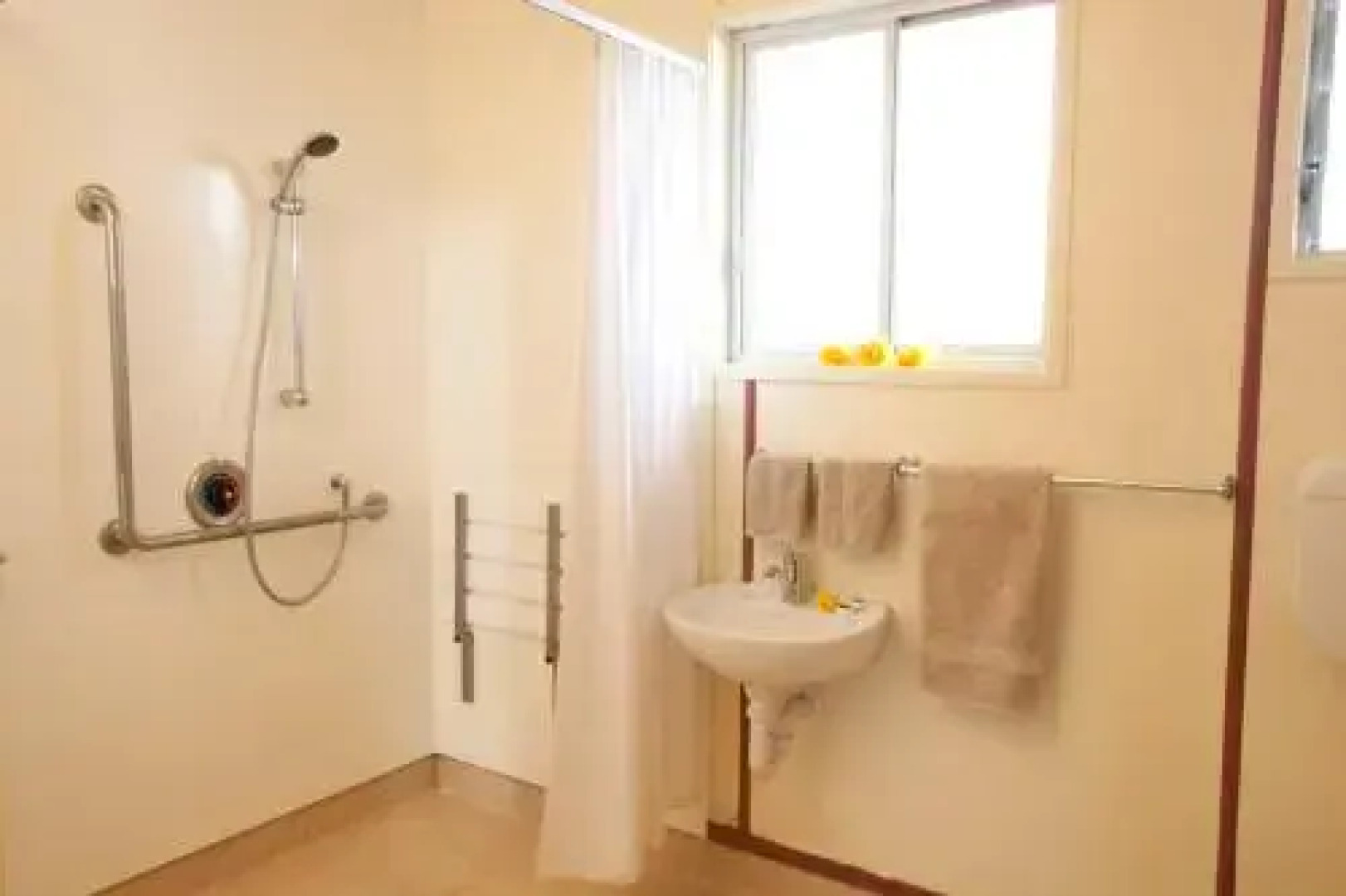 Broadway Motel & Miro Court Villas