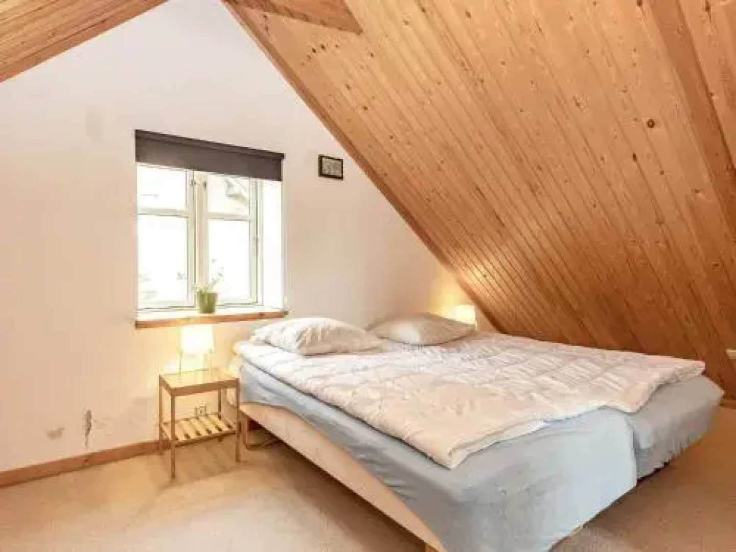 Scenic Retreat With Fireplace & Terrace