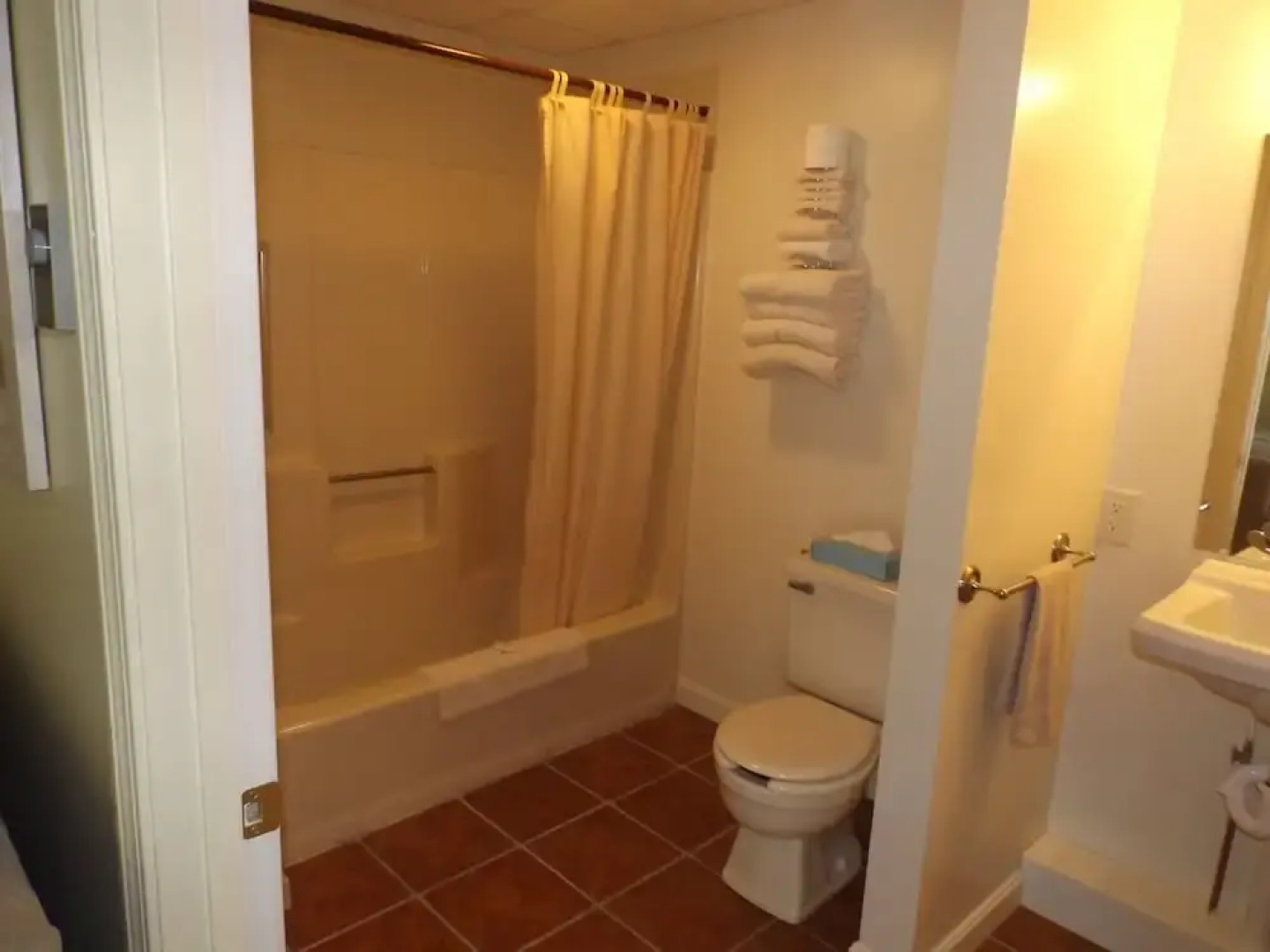 Footbridge North Hotel