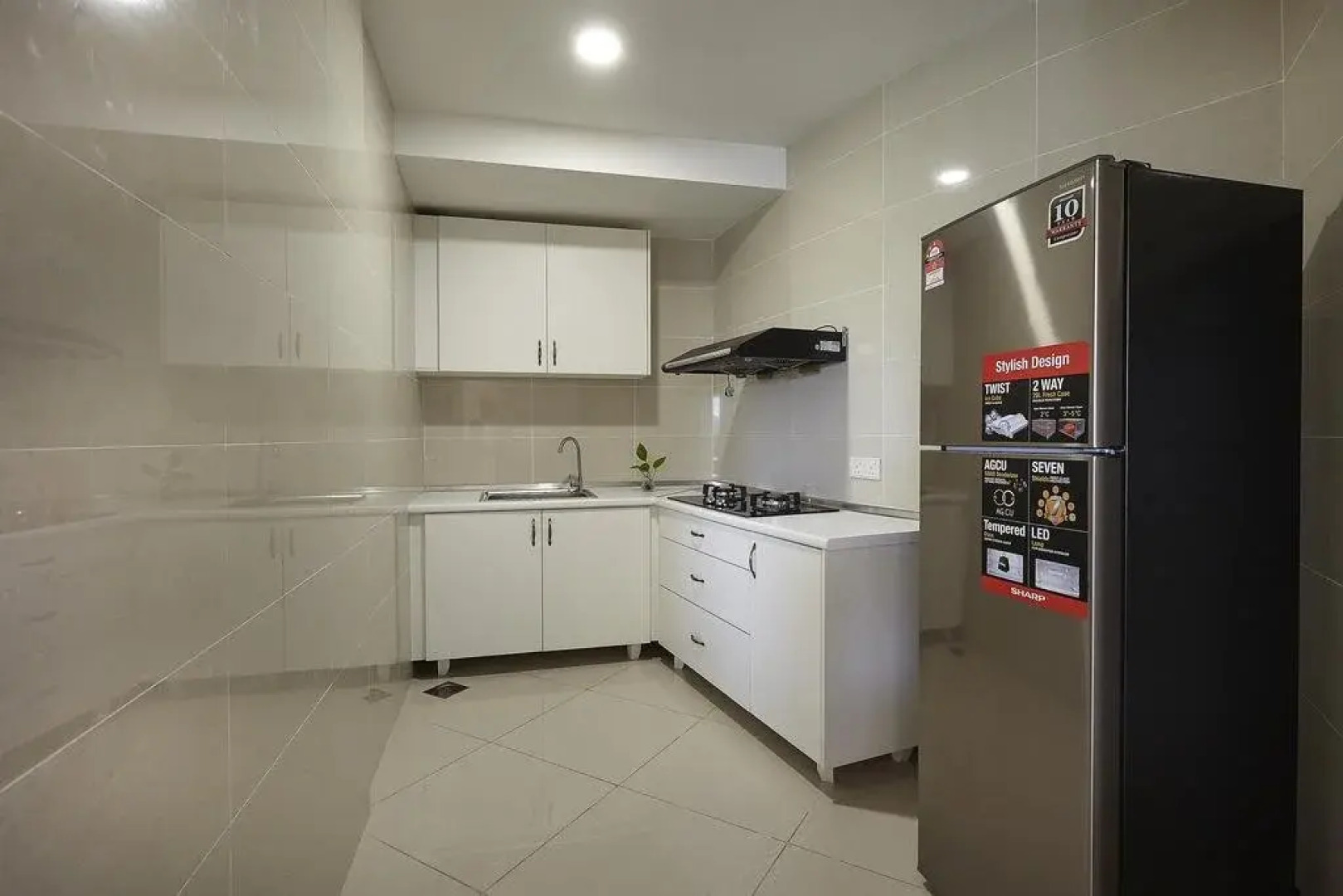 Sri Beverly Hills Near KLIA & KLIA2 & F1