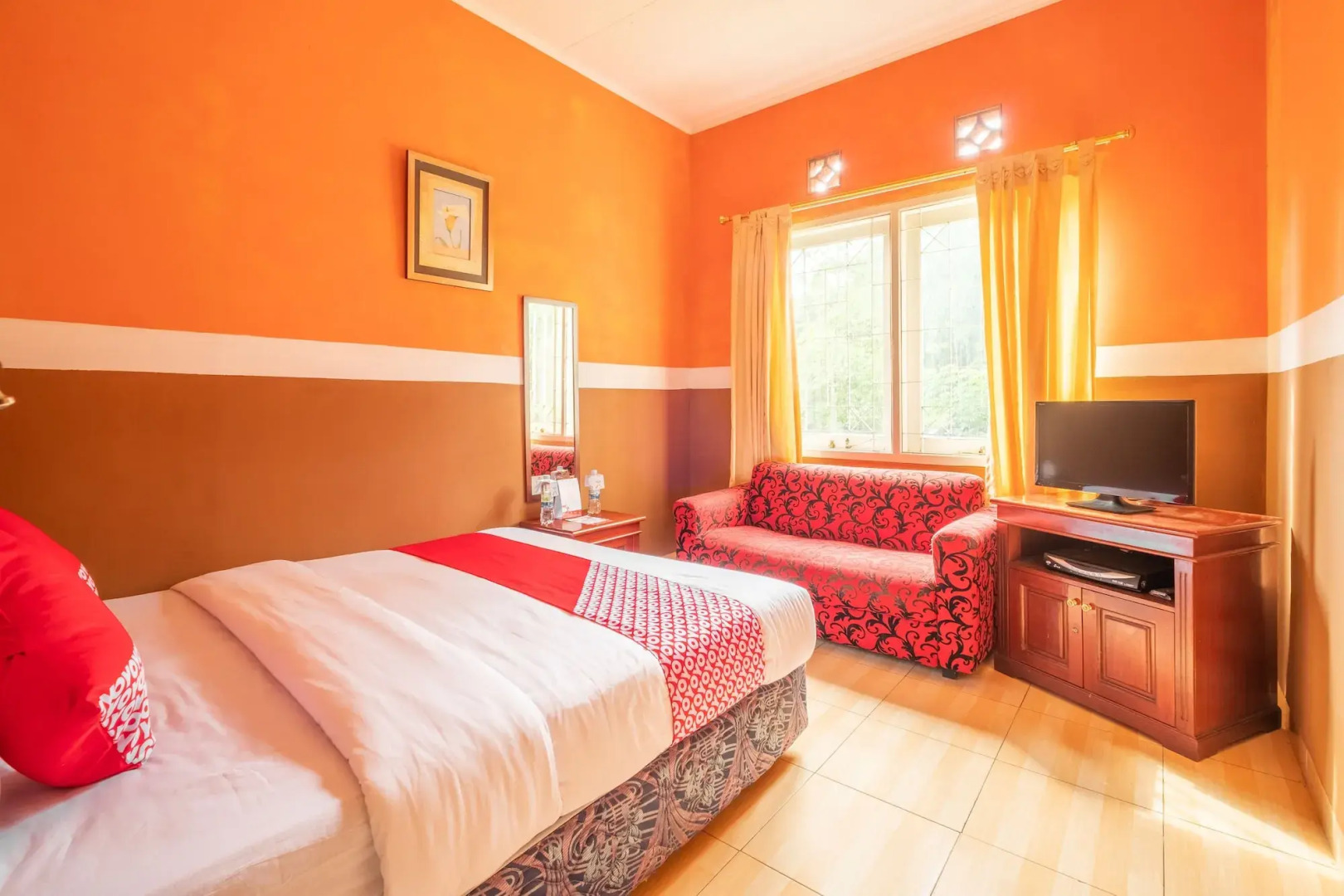 OYO 644 Grand Yustik Selabintana