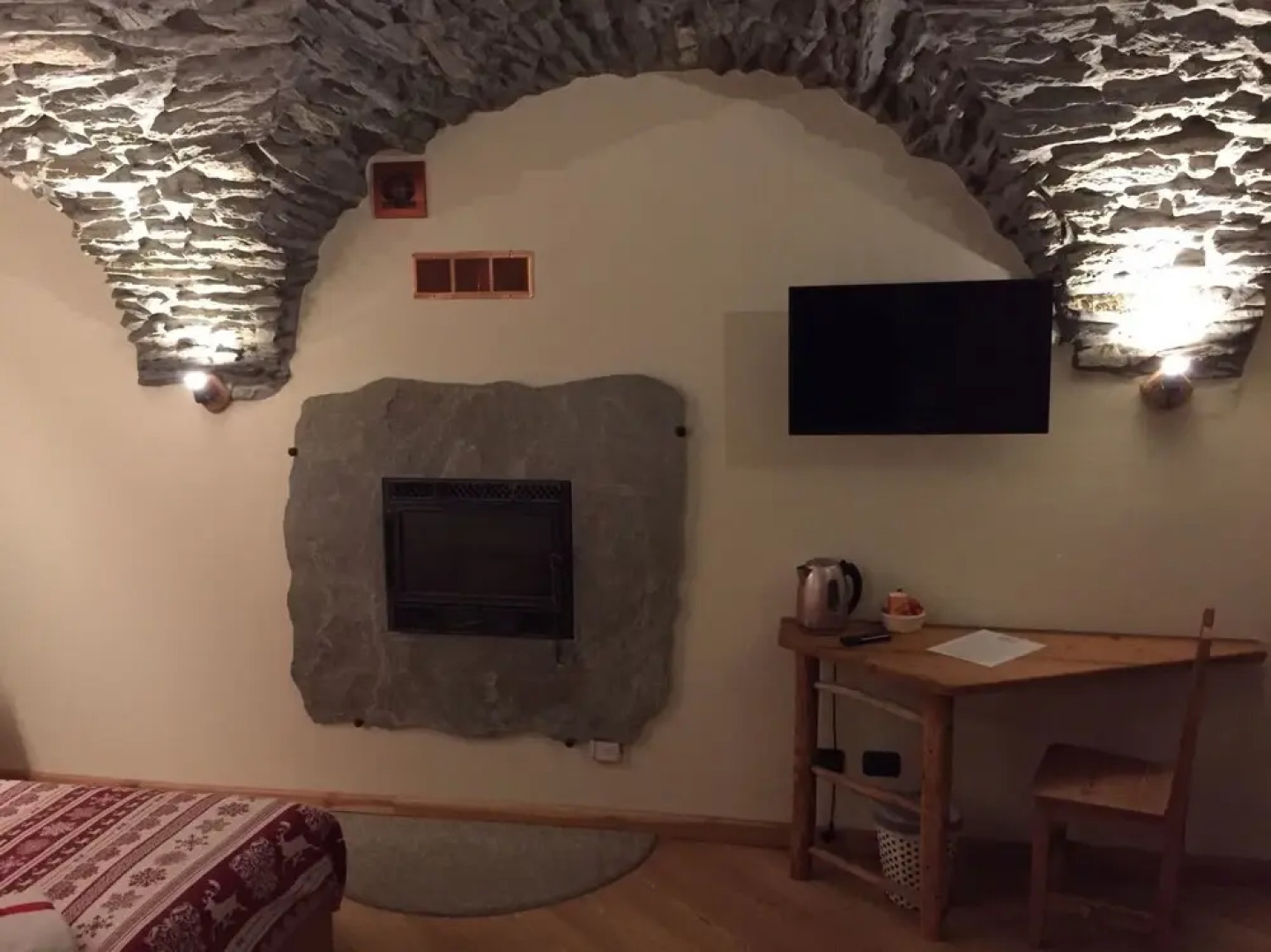 Le Petit Fenestrelle