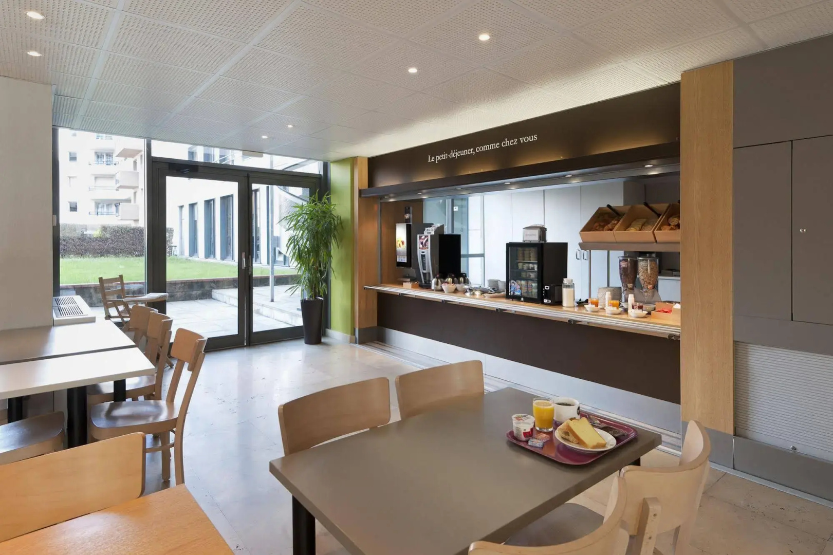 B&B HOTEL Lyon Centre Gambetta