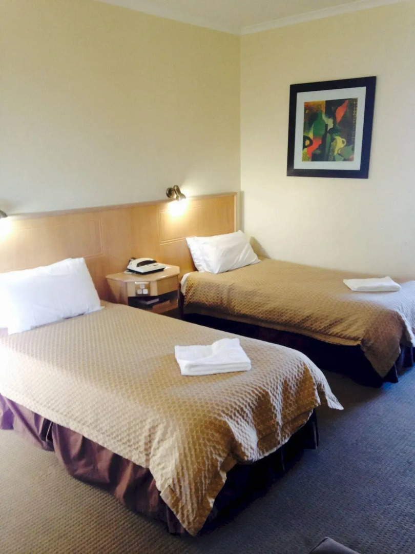 Nightcap at Roxby Downs