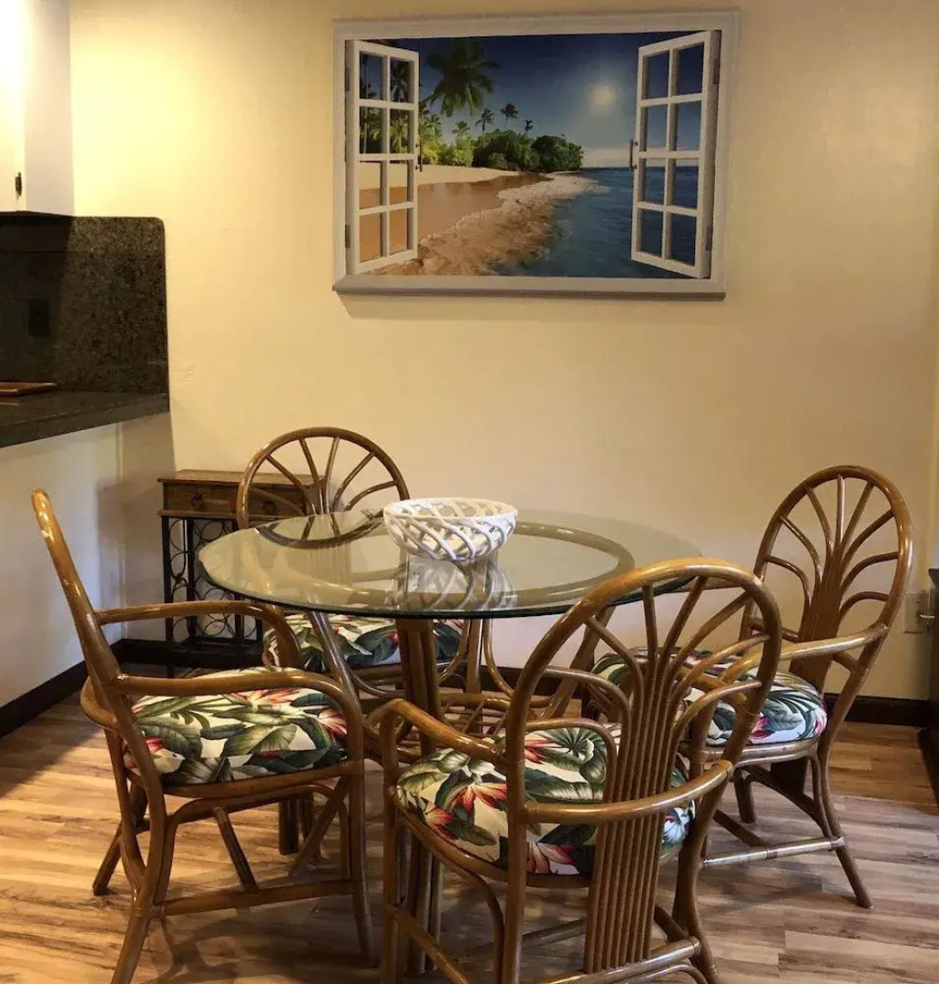 Kihei Resort 128 1 Bedroom Condo by RedAwning