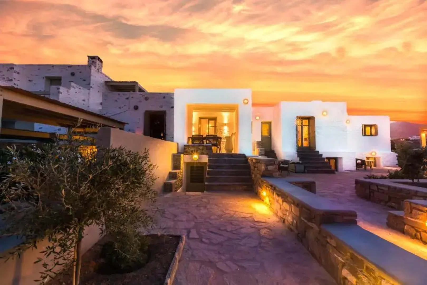 Kallirroe Deluxe Villa with Sea View and Pool