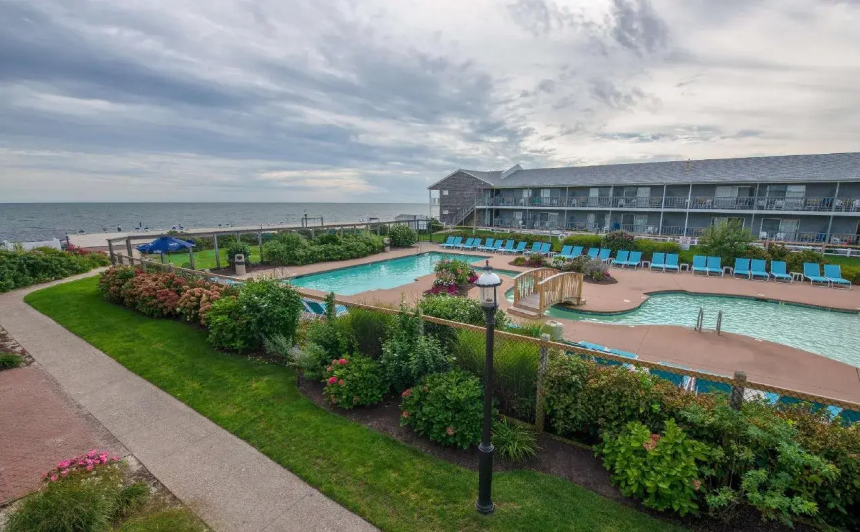 Riviera Beach Resort