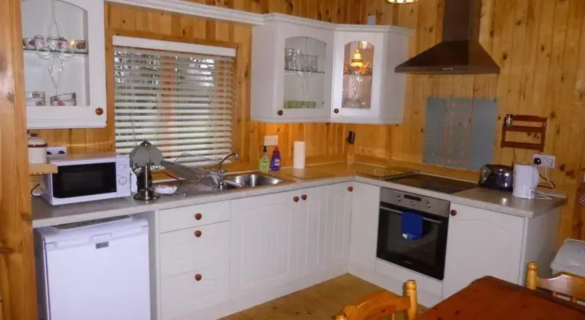 Belan Lodge - Courtyard Accommodation,"The John Hariffs"