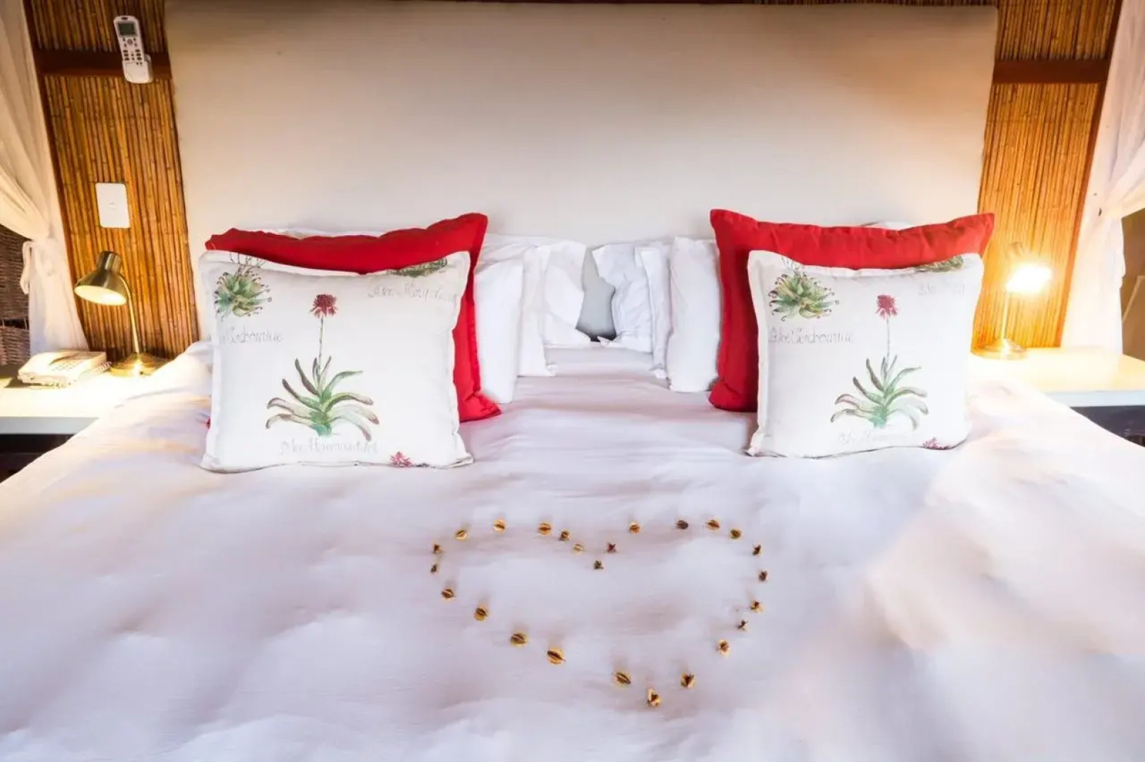 aha Thakadu River Camp