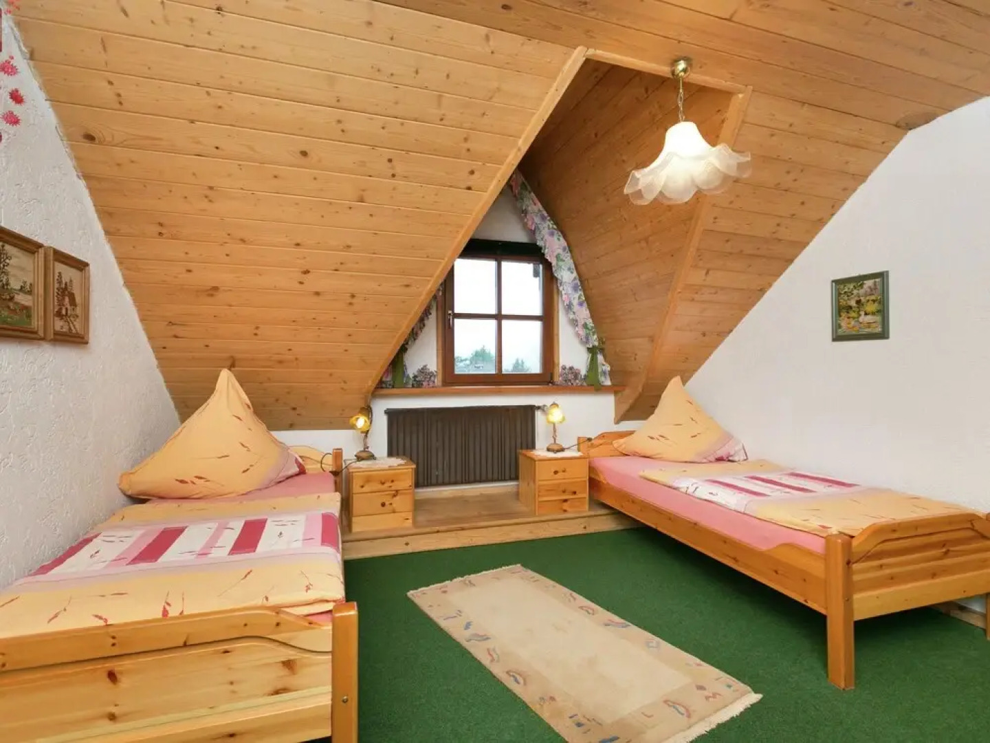 Warm Apartment in Bombogen Germany with Private Parking