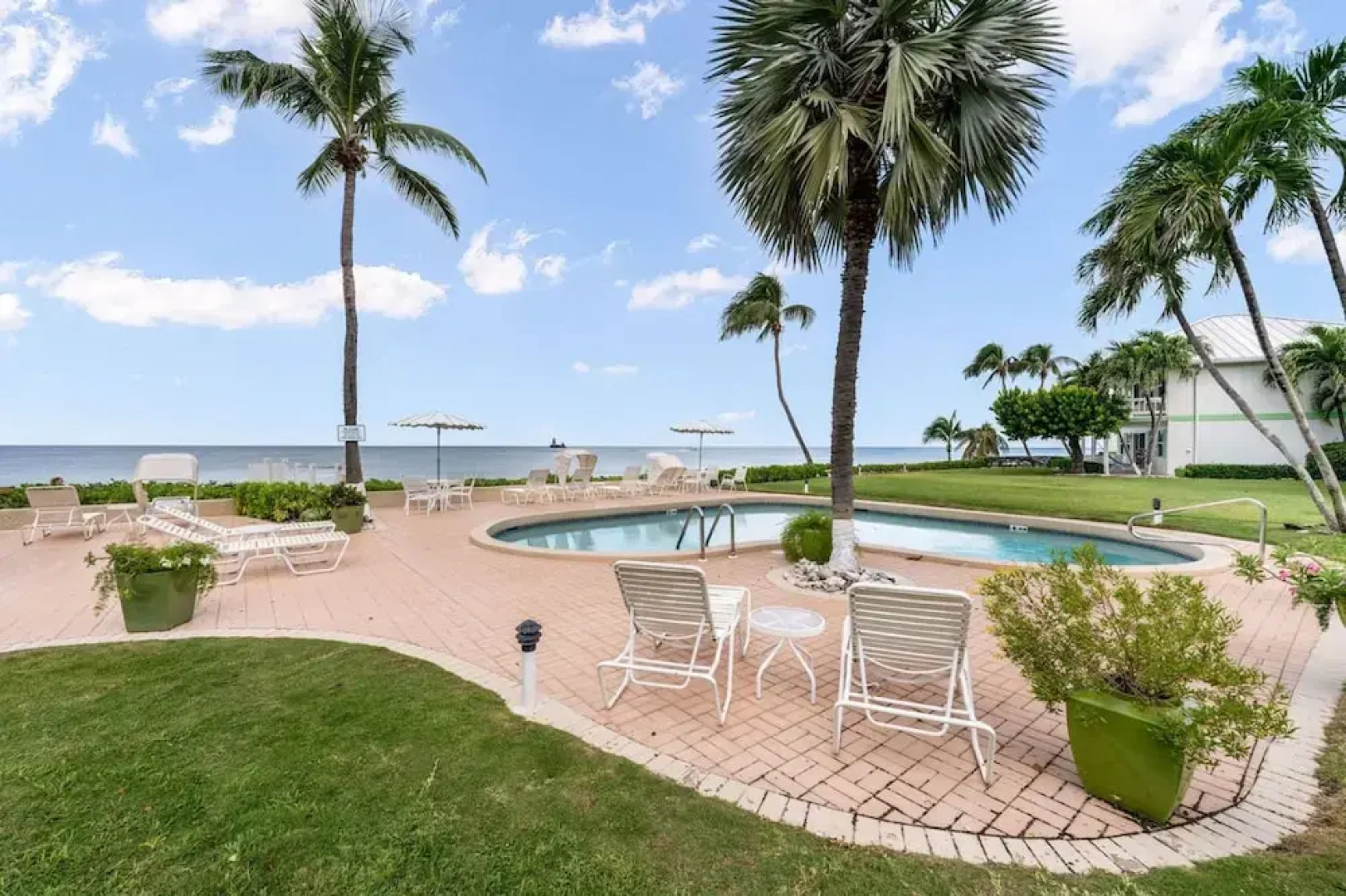 Cocoplum 9 in George Town