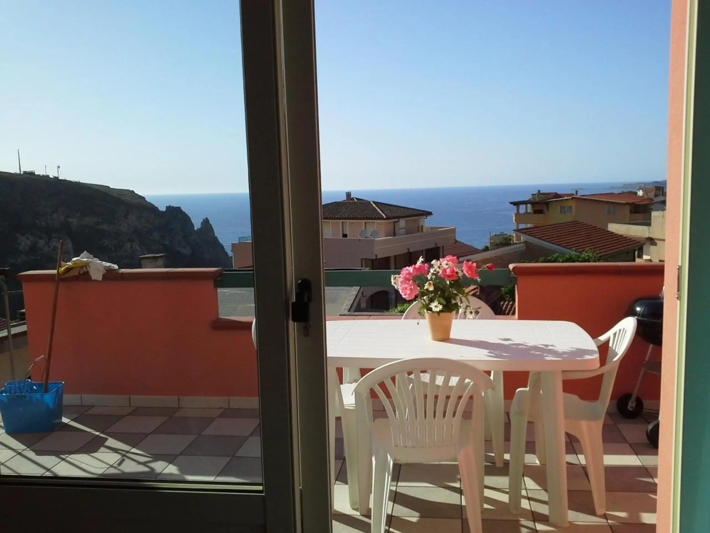 Appartamento Elegante E Panoramico Con Splendida Vista Mare