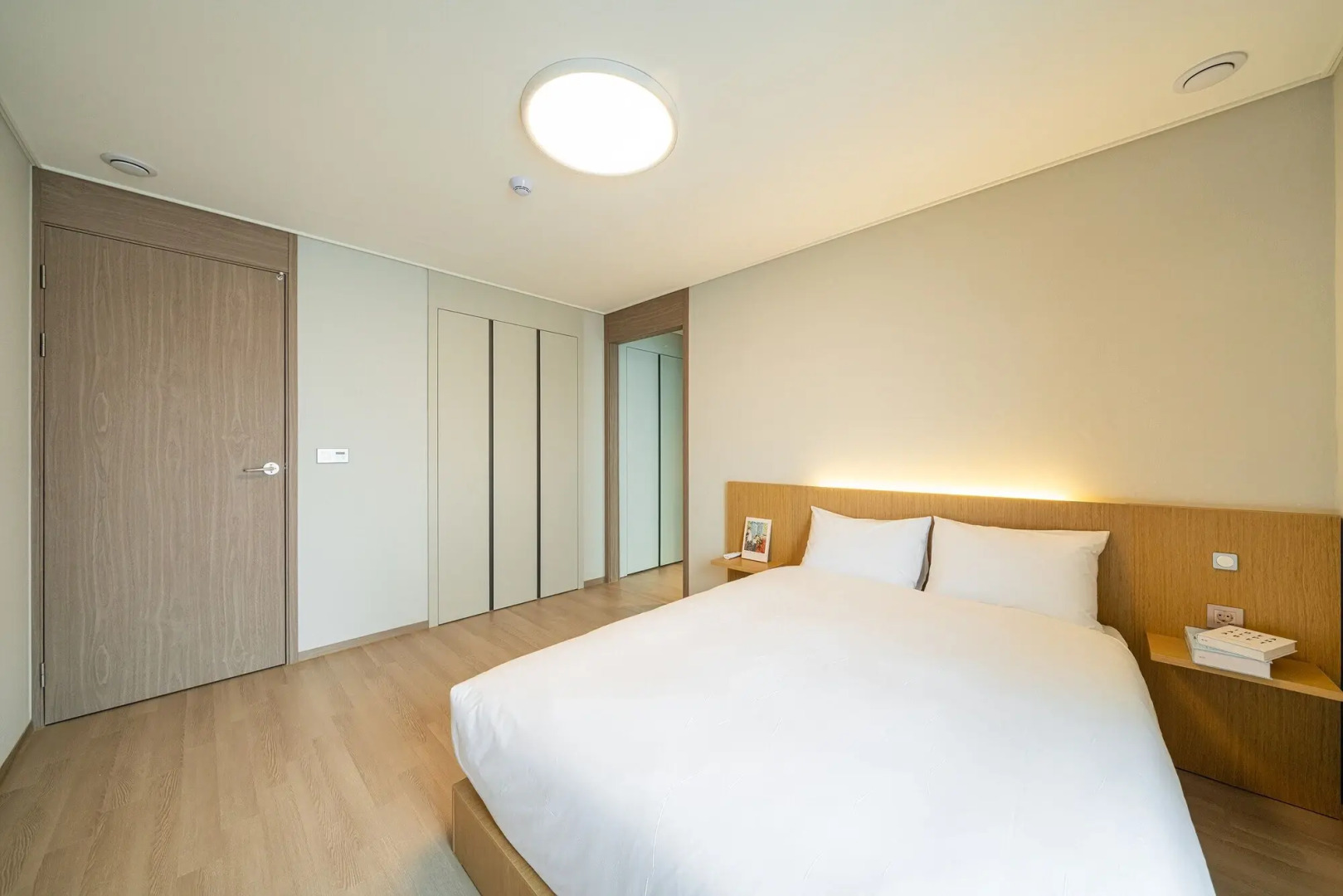 Sokcho I Park Suite Hotel and Resort