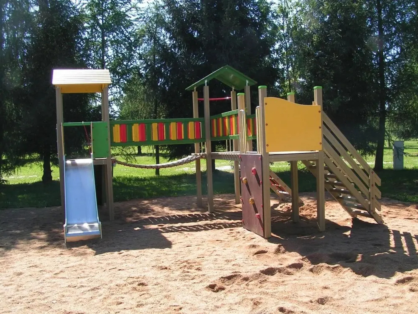 Cozy Mobile Home in Januv Dul With Swimming Pool