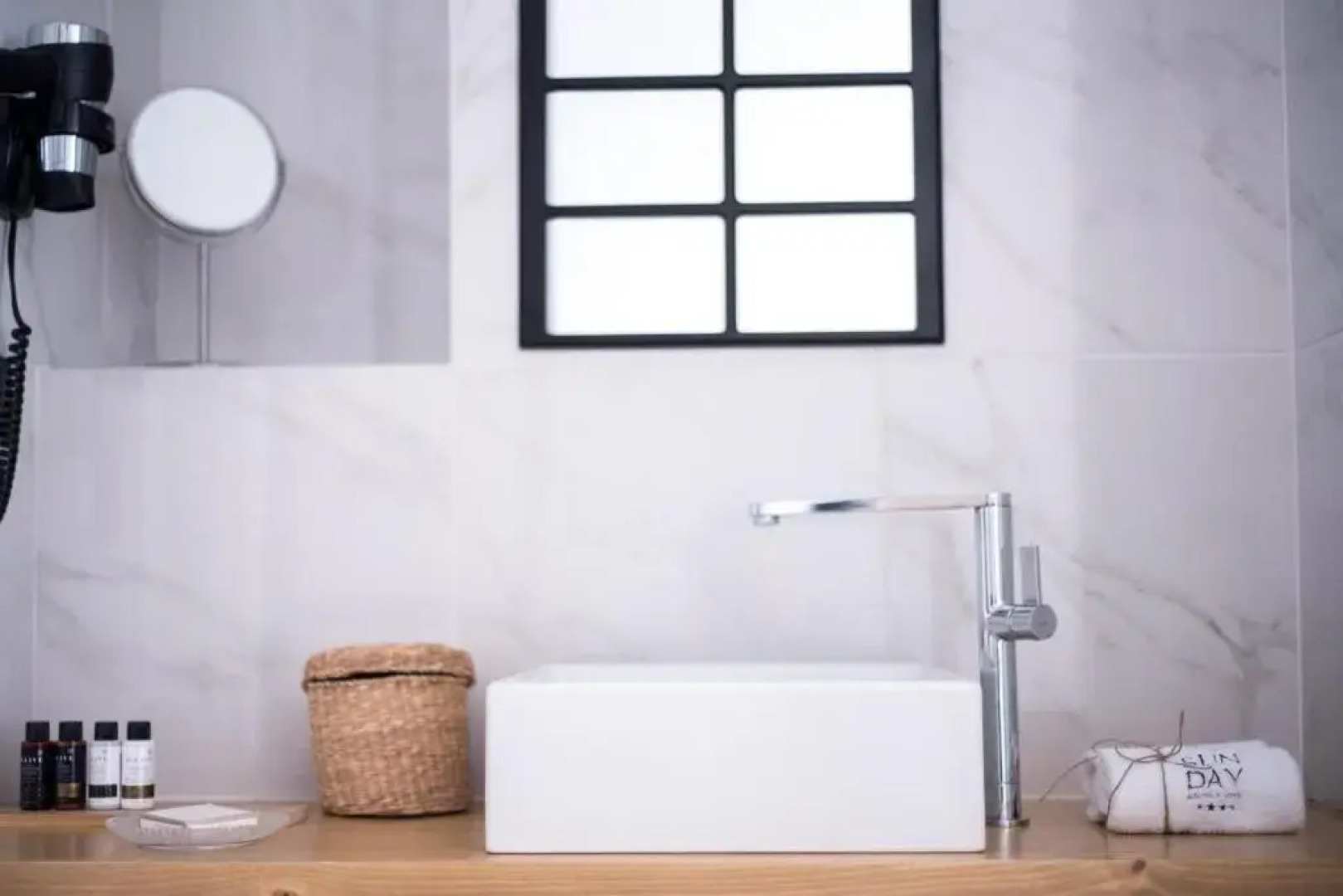 Sunday Boutique Hotel