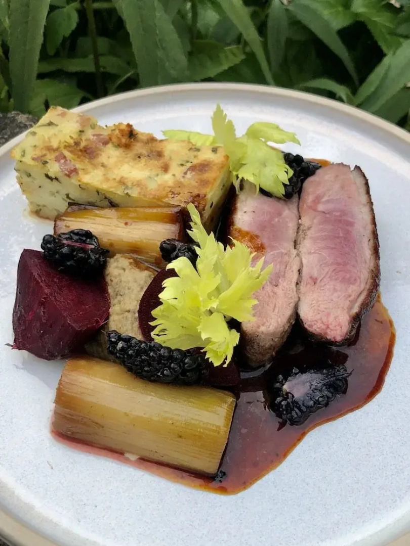 Farthings Hotel and Restaurant