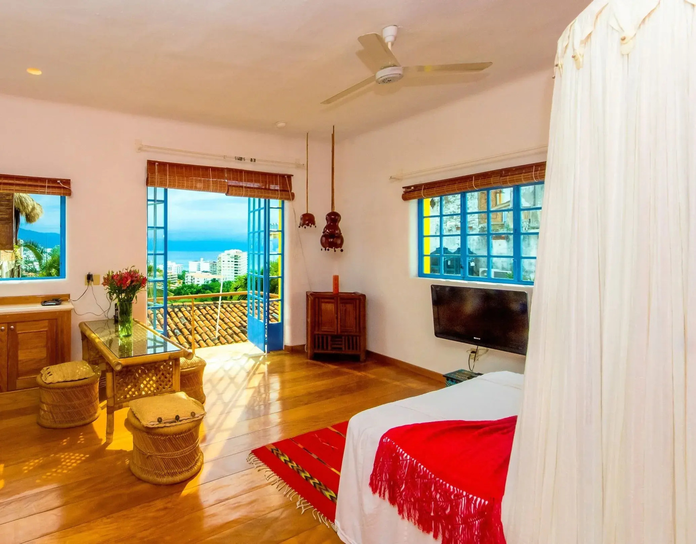 Hotel Mission Luna