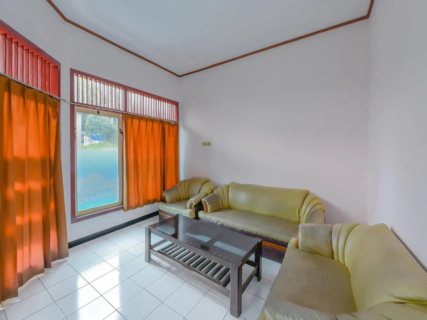 OYO 90258 Hotel New Aprilla