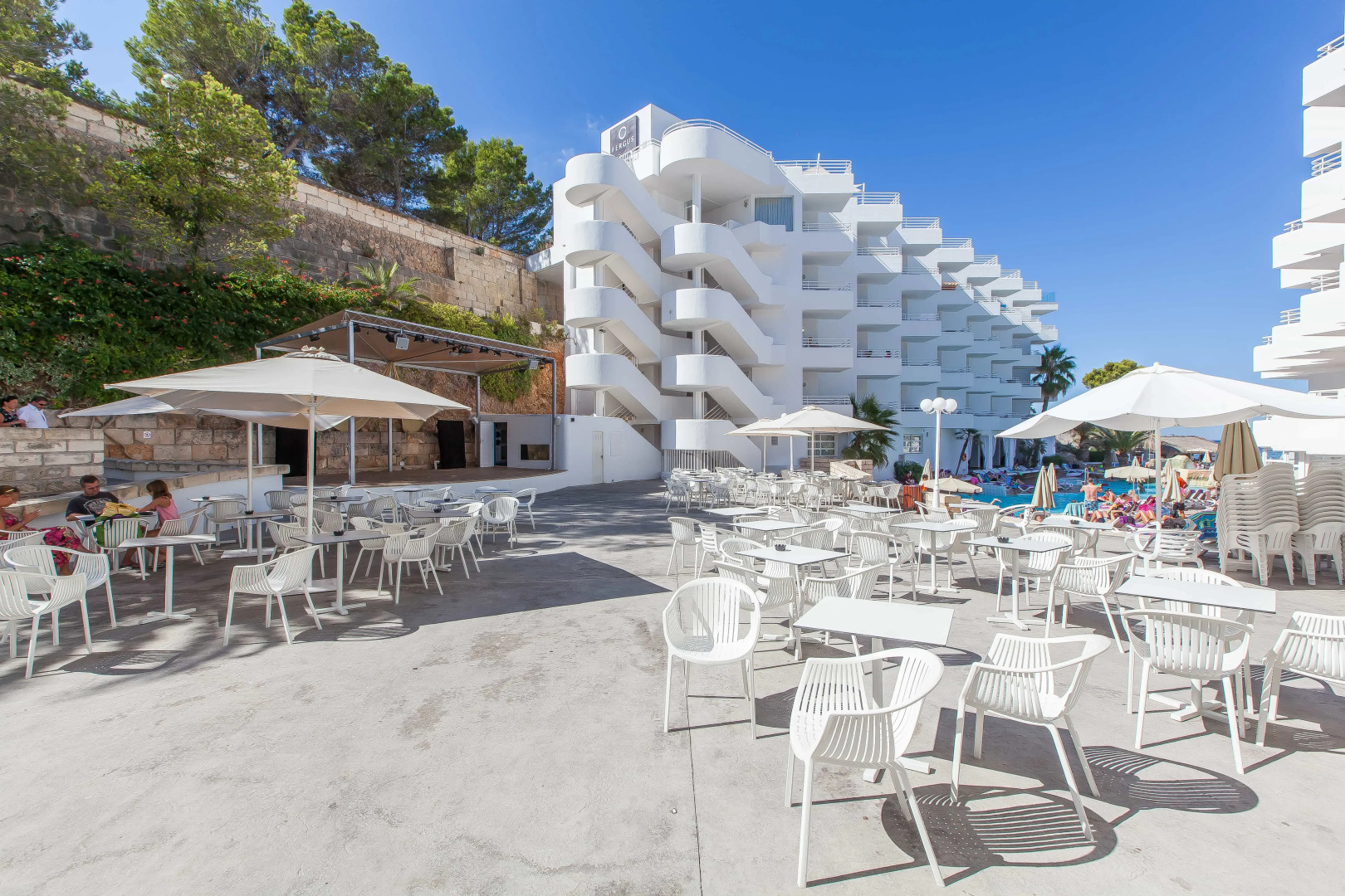 FERGUS Style Cala Blanca Suites