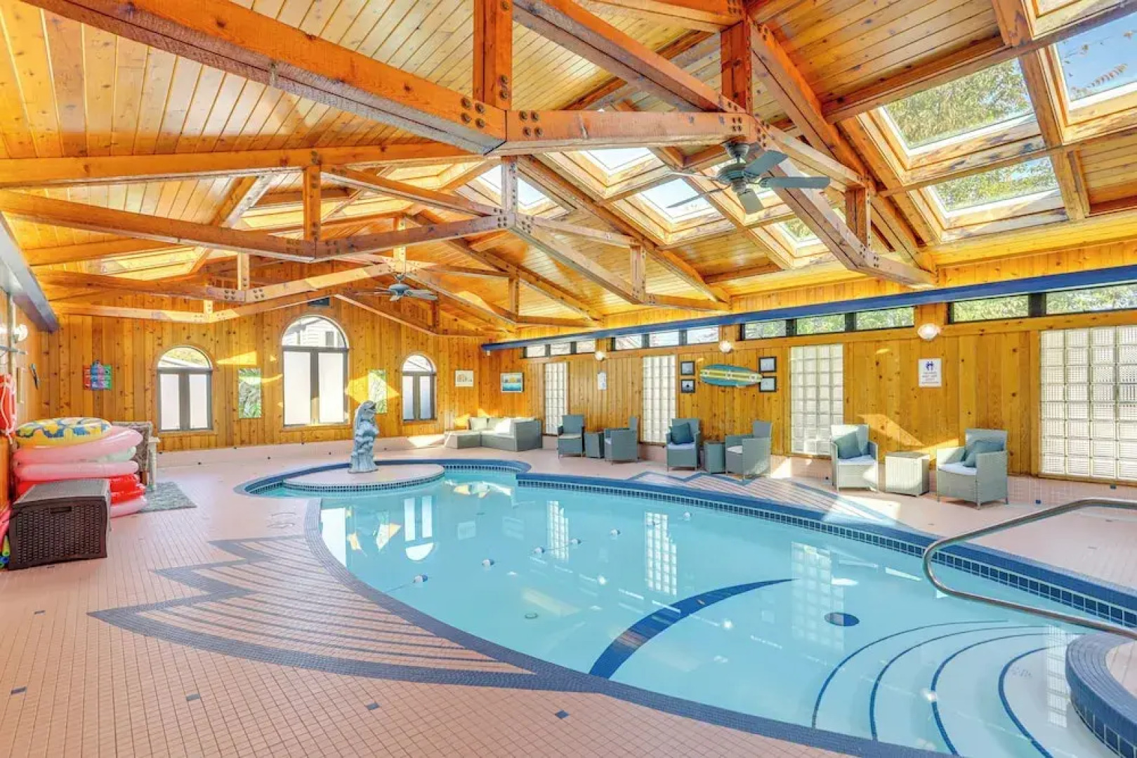 Vermilion River Home w/ Hot Tub & Private Dock!