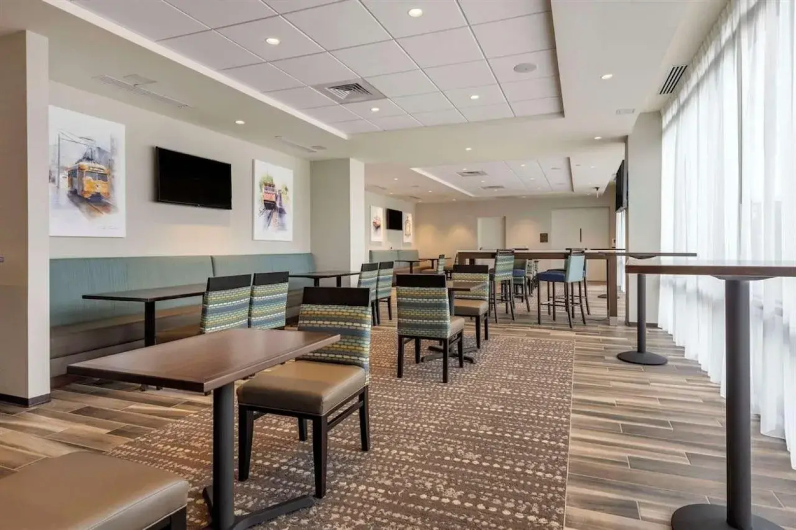 Comfort Inn & Suites Pittsburgh South