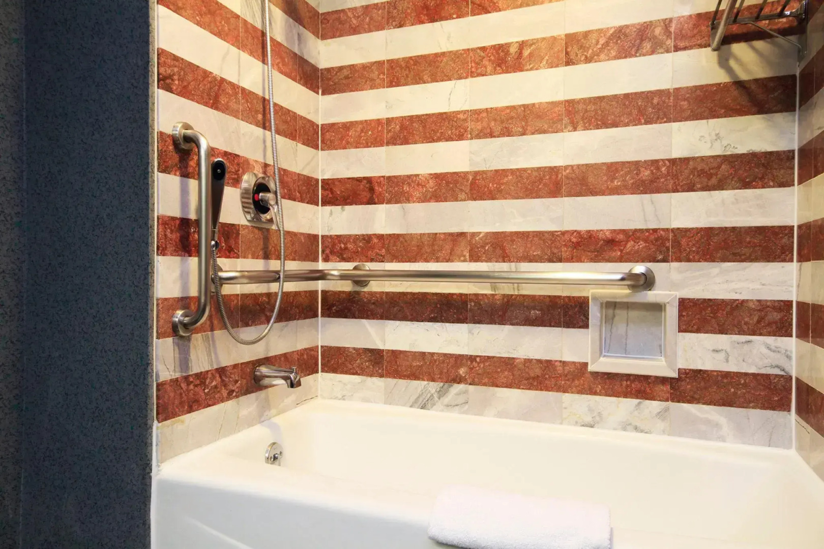 Holiday Inn Monterrey - Parque Fundidora by IHG