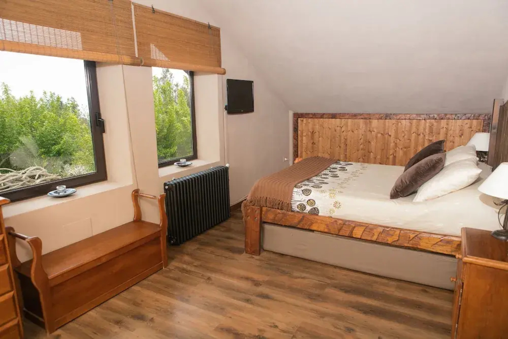 HomeLike Volcano Views ECO-House