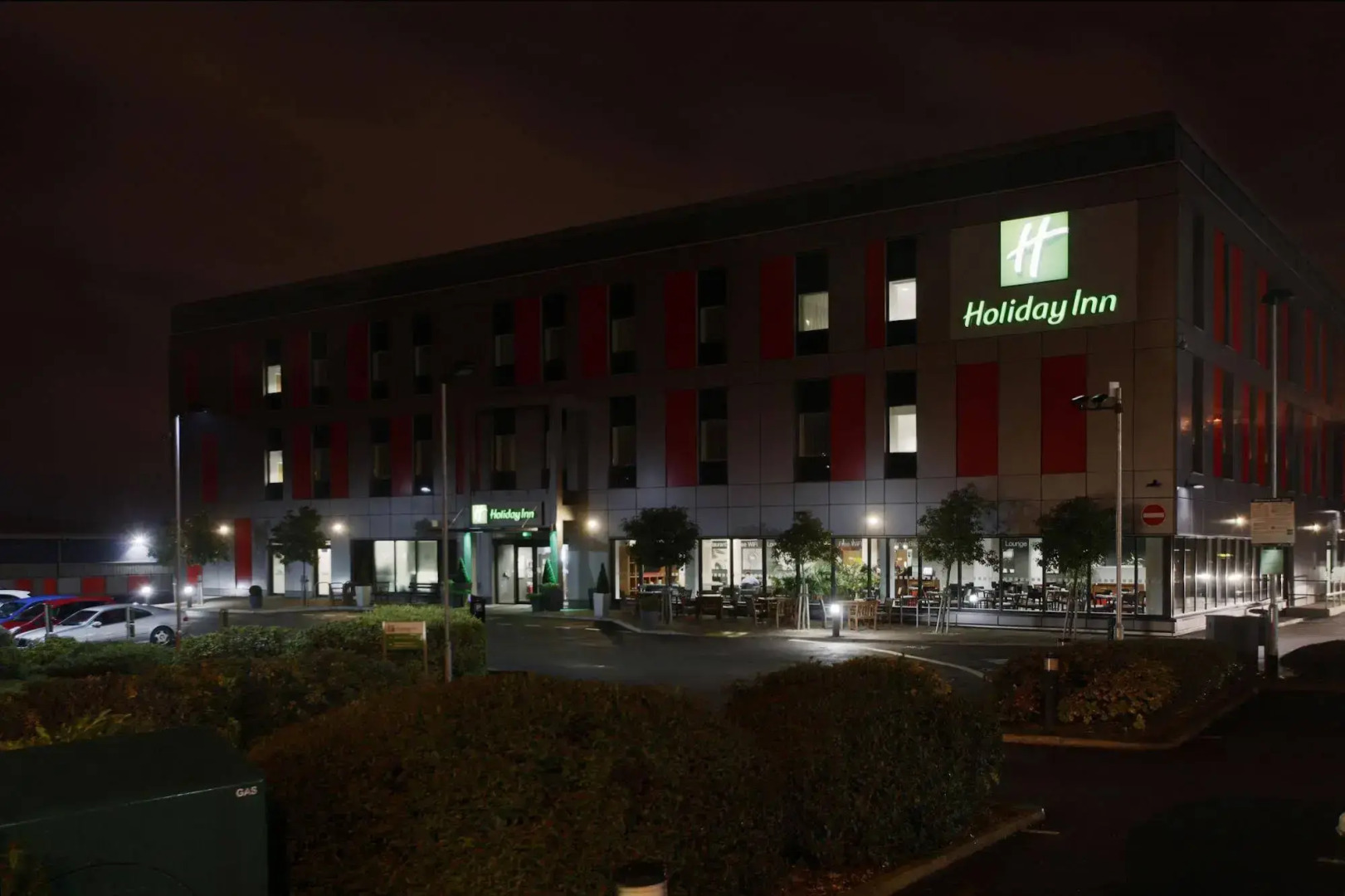Holiday Inn London - Luton Airport by IHG