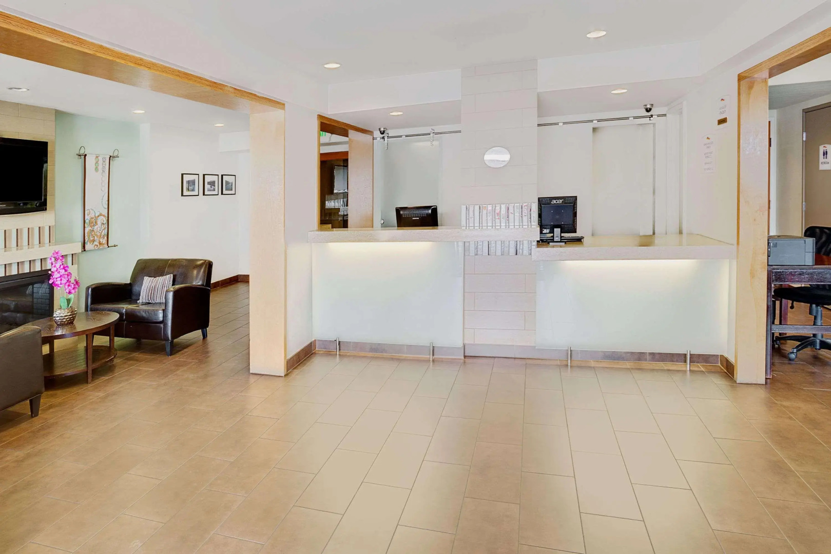 Baymont Inn & Suites