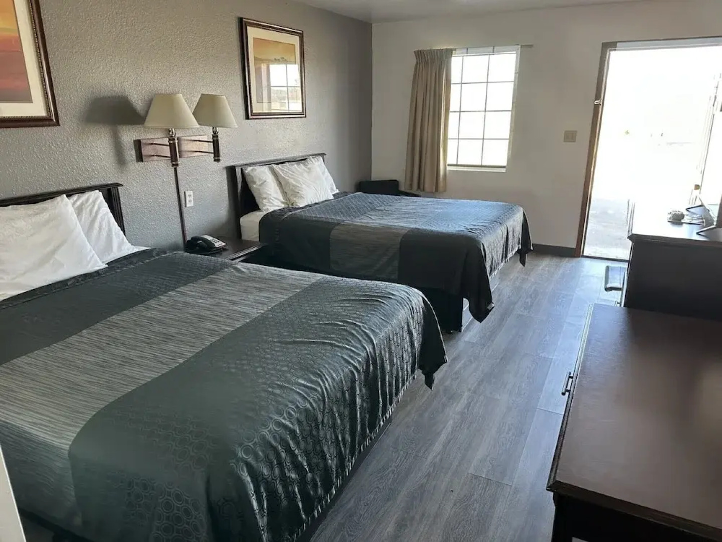 Southern Nights Motel