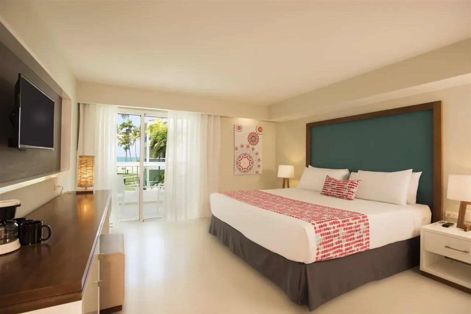 Emotions by Hodelpa Puerto Plata - All Inclusive