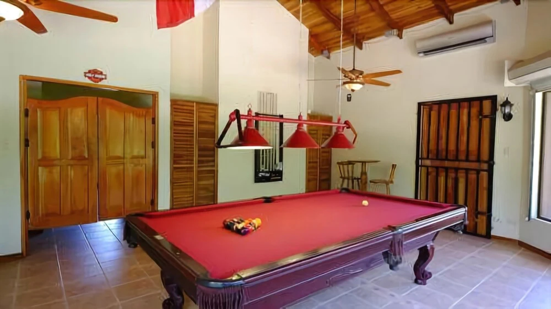 Beachfront Houses for Rent