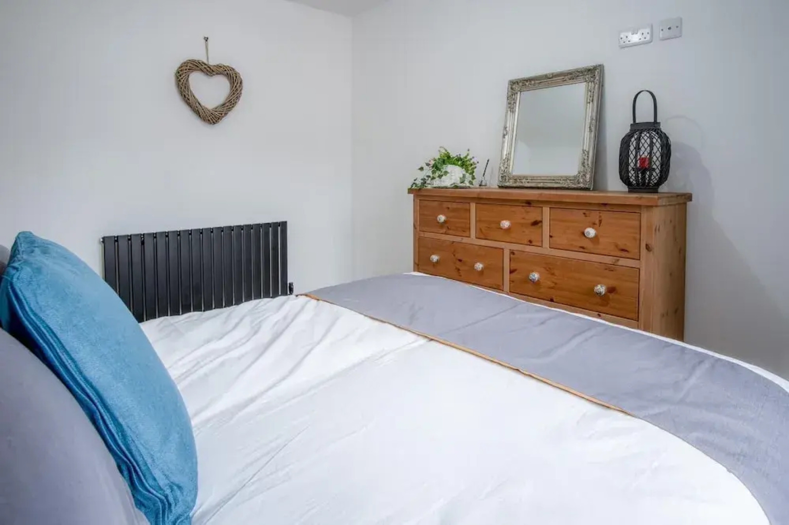 Wiston Street - 2 Bedroom Holiday Home - Pembroke