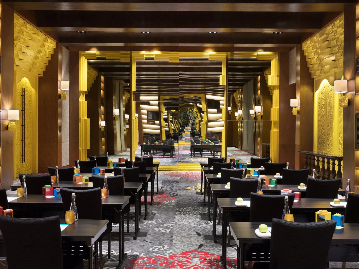 Отель Indigo Bali Seminyak Beach