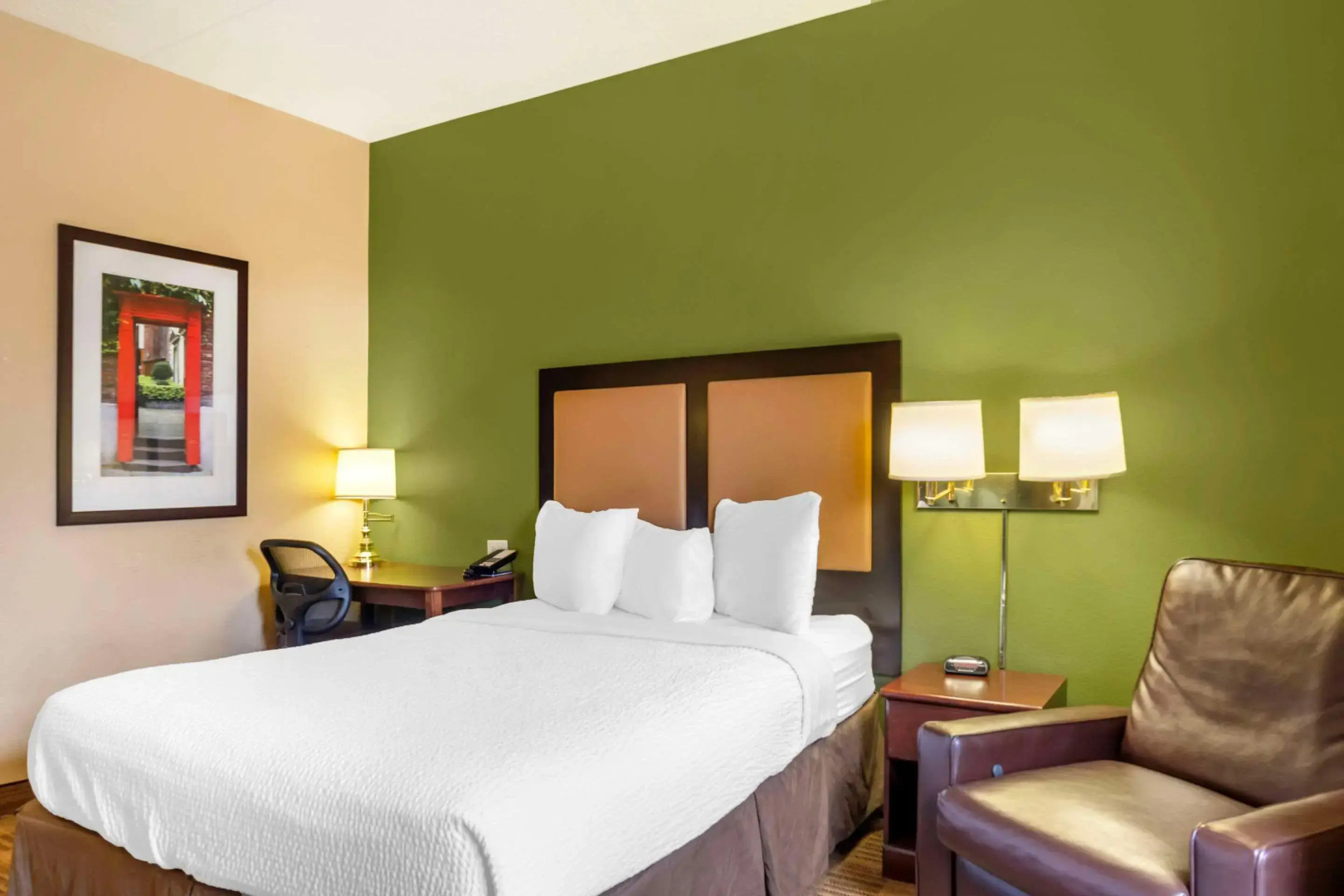 MainStay Suites Chicago Hillside