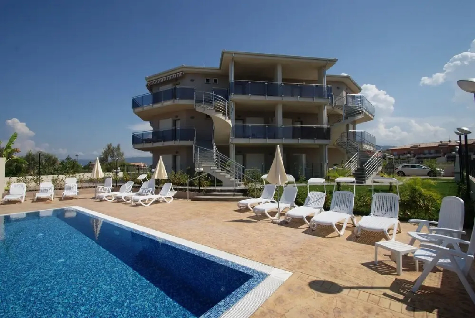 Residence Laguna Lucente