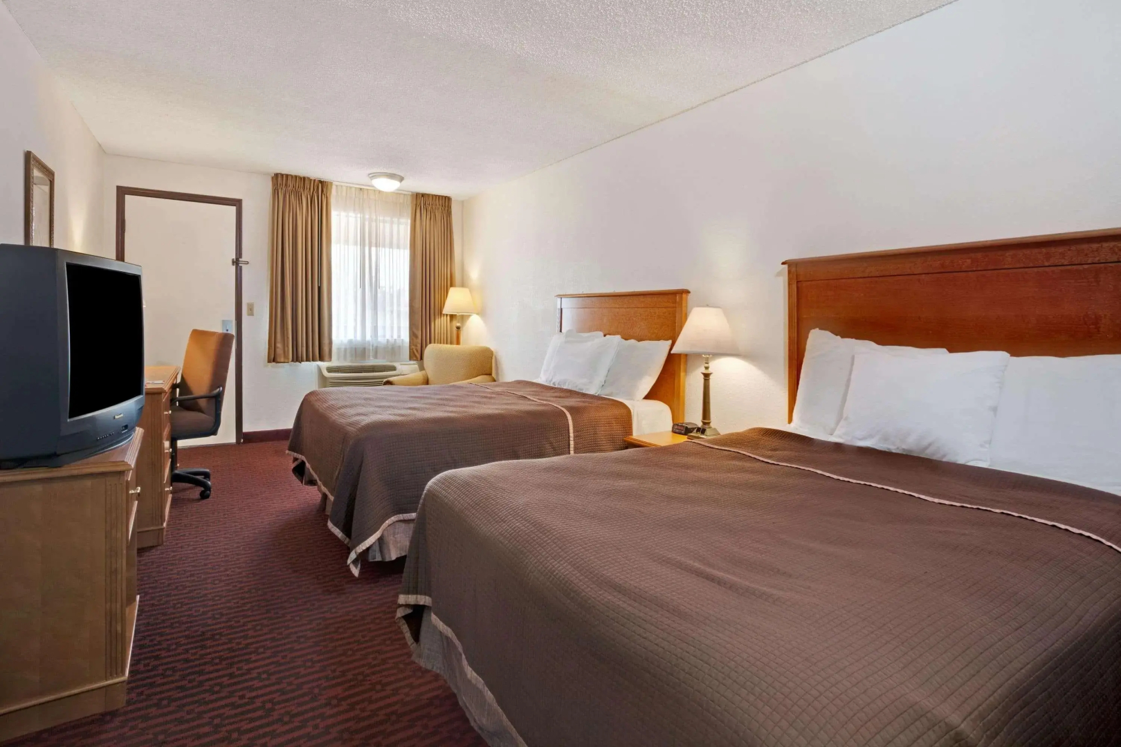 Howard Johnson Express Inn - Tallahassee