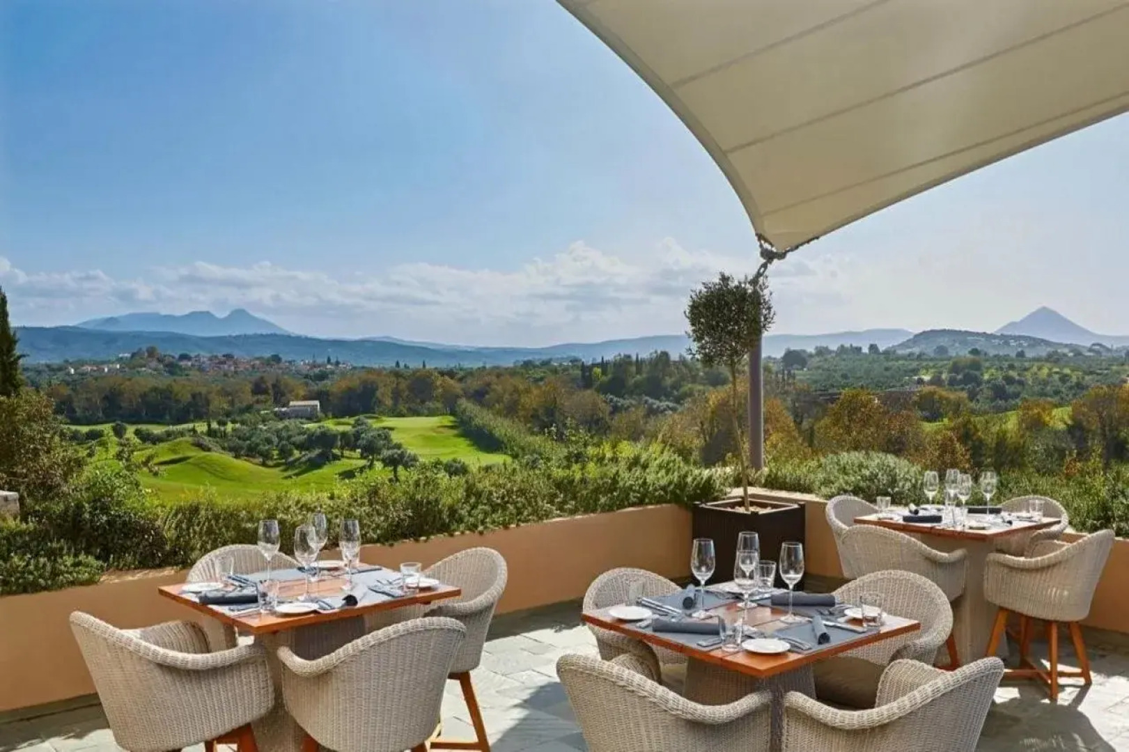 Курорт The Westin Resort, Costa Navarino