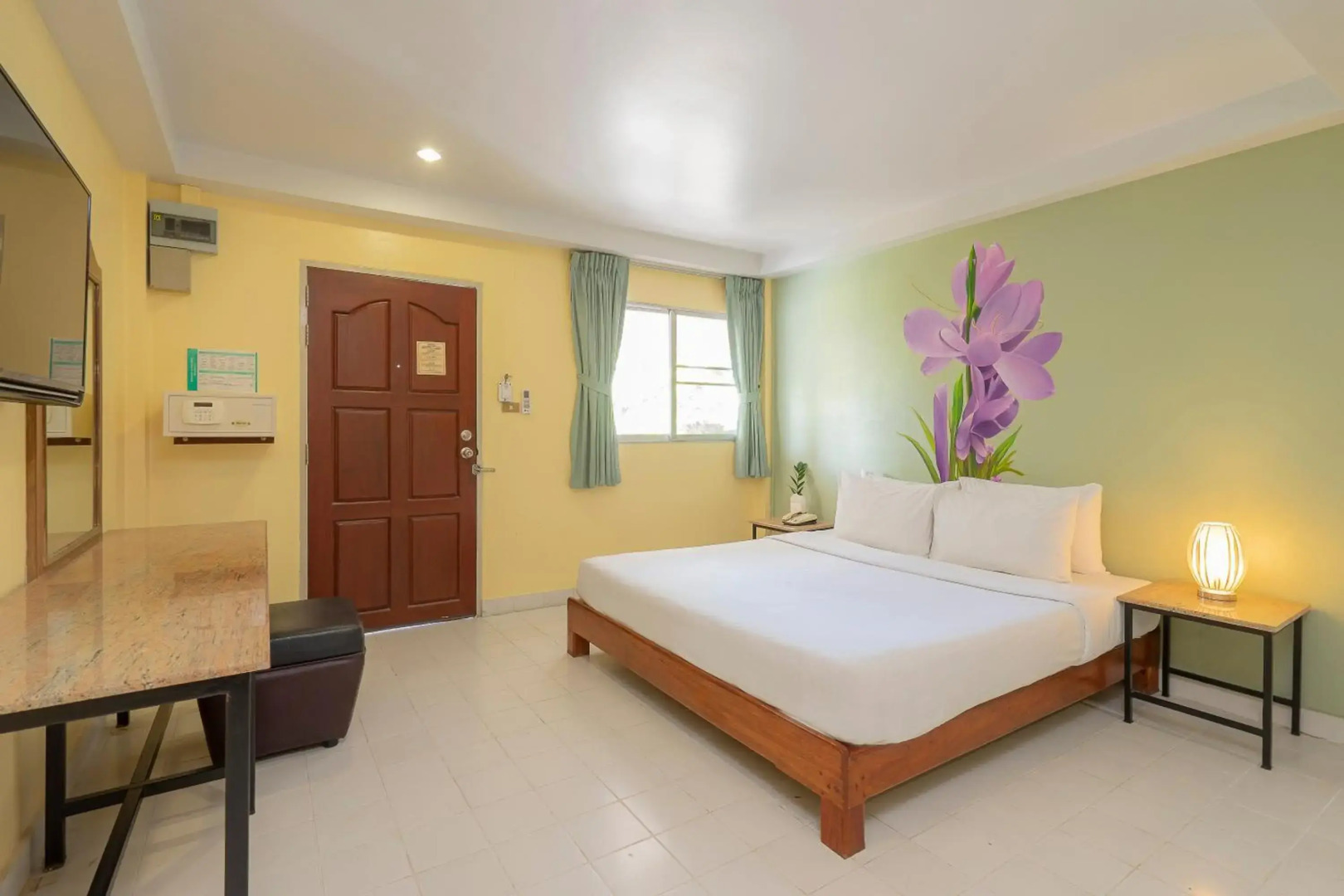 Holiday Inn Express & Suites Fort Lauderdale Airport South by IHG