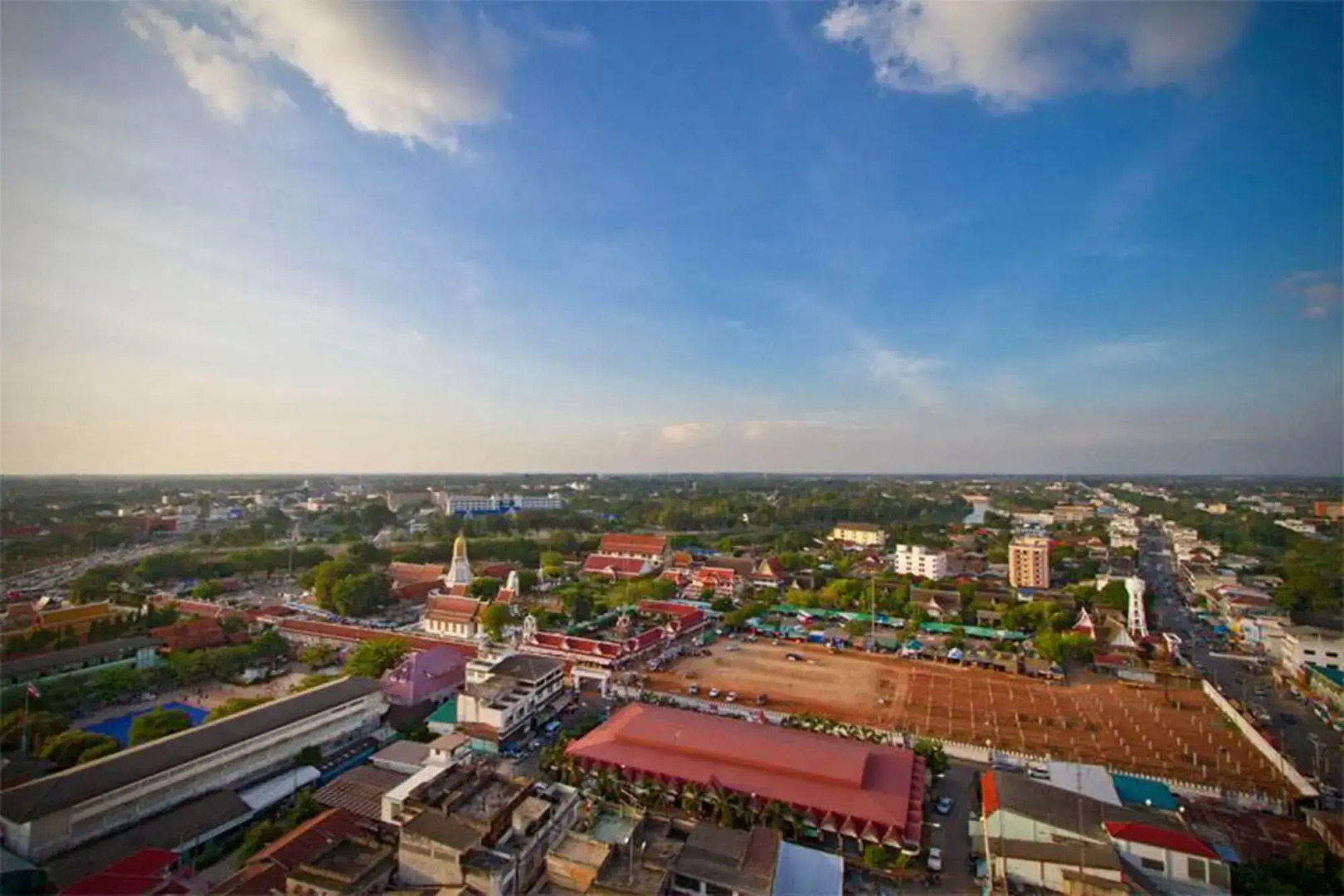 Topland Hotel & Convention Centre
