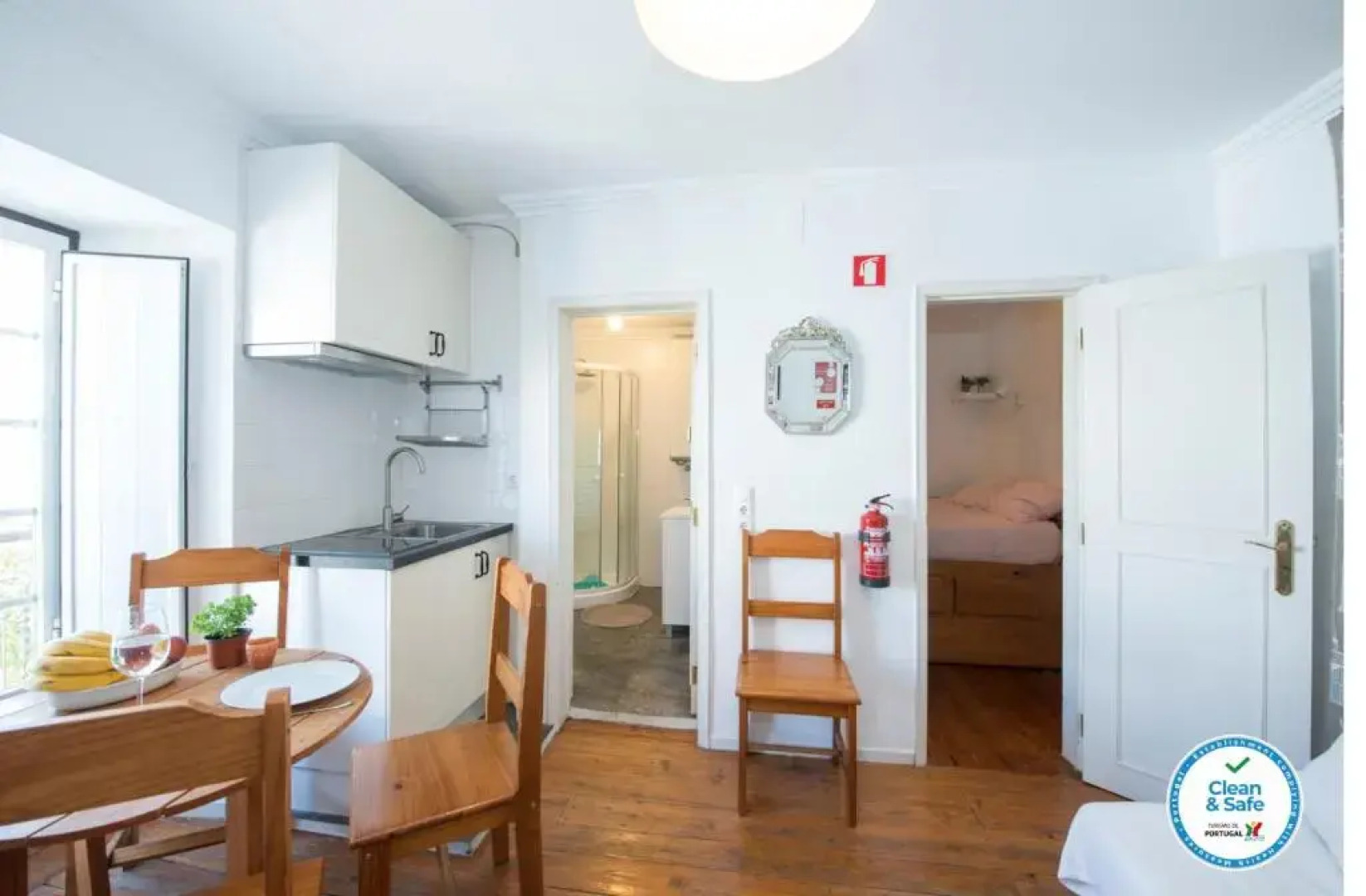 Portugal Here I Come - Alfama