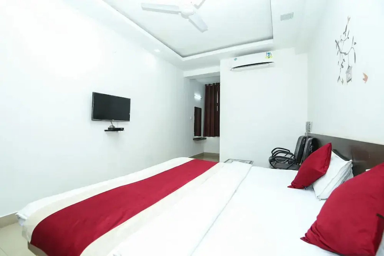 OYO 3603 White Pearl Hotel